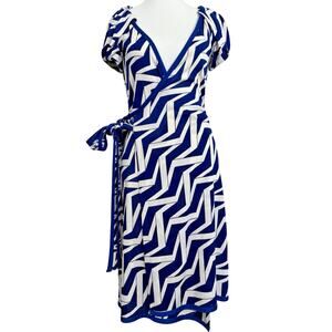DVF Diane Von Furstenberg Iconic Silk Wrap Dress Betsy Blue White Sz 2 Geometric